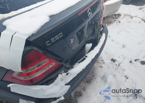 2006 Mercedes-Benz C 280 Luxury 4Matic z USA, uszkodzony, nr VIN WDBRF92J66F812391